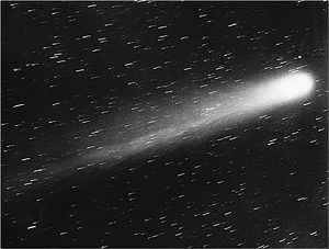 300px-Halley's_Comet_-_May_29_1910